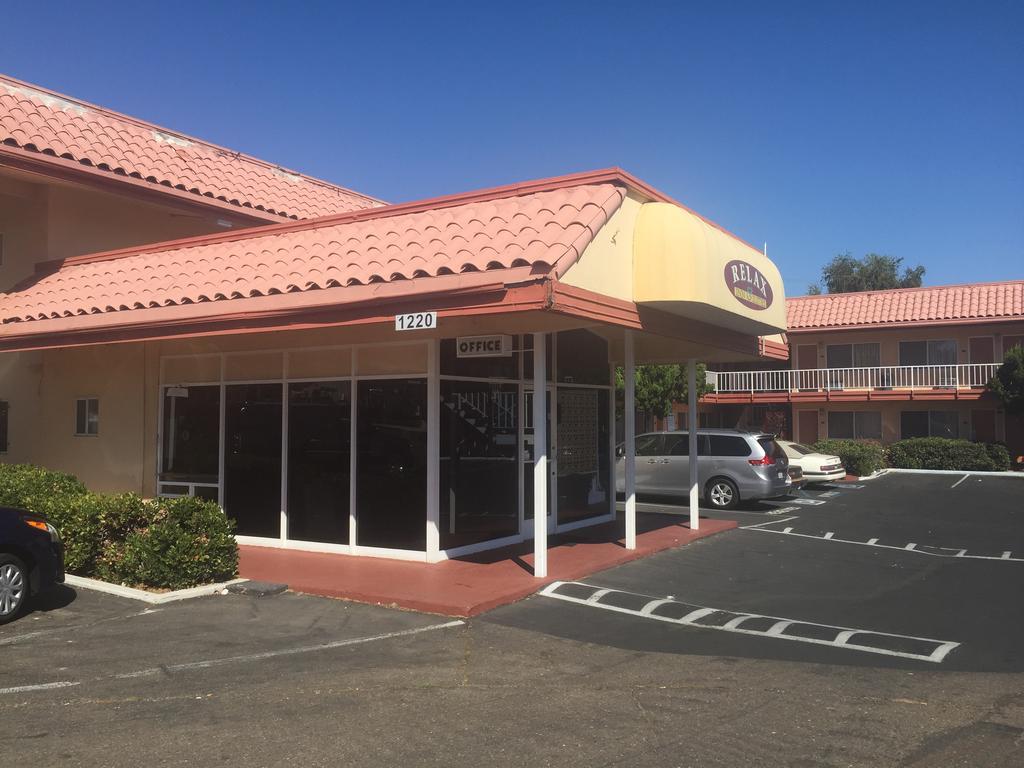 Relax Inn & Suites El Cajón Exterior foto